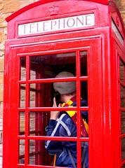 red telephone booth2