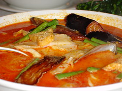 seafood curry laksa