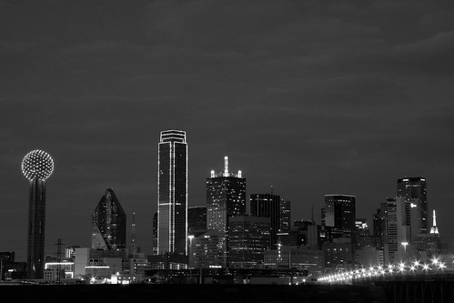 Dallas BW Skyline at night