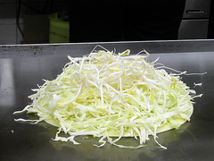 Okonomiyaki, process 1