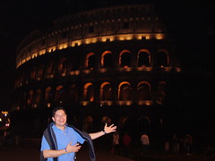 Frente al Coliseo