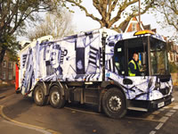 Southwark brings art to the masses - on dustcarts  24dash.com.jpg