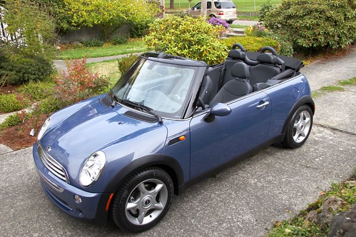 We finally got our new car yesterday - a 2005 Mini Cooper convertible, 