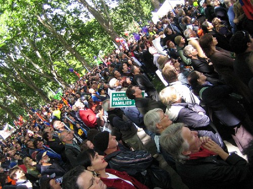 IR protest hordes in Carlton Gardens