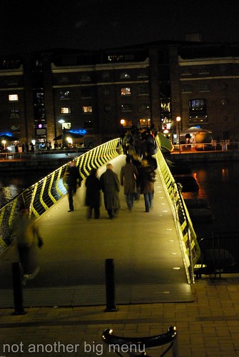 Canary Wharf bridge
