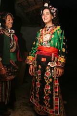 Eva tries out Traditional Tibetan Dress
