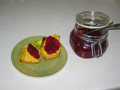 Pumpkin scones and cranberry sauce