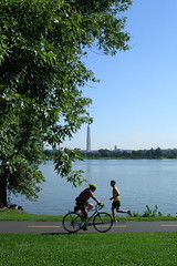 View across the Potomac of the Washington Monument