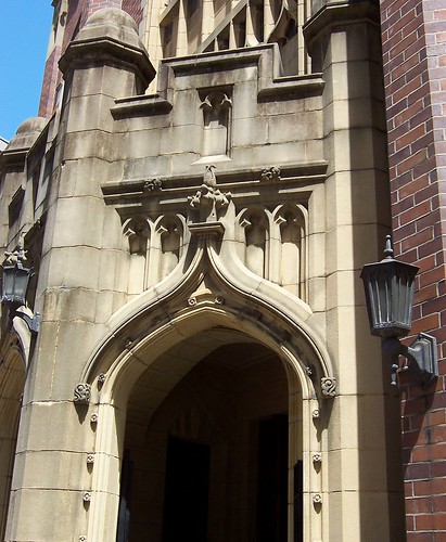 Central Baptist Church portico