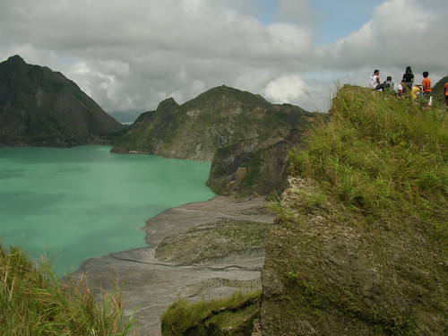 pinatubo crater lake high