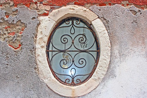 oval-window