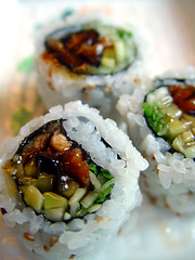 Flickr Loves Sushi. Mmm.