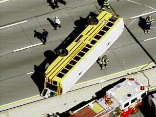 school bus overturned in bronx 093005