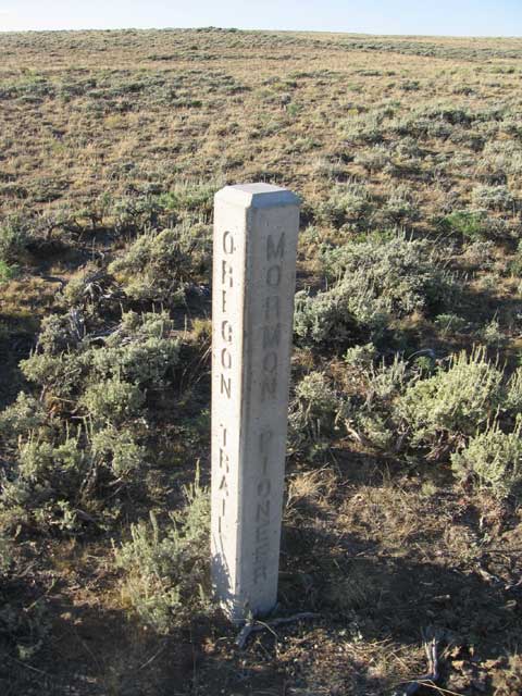 oregon trail/mormon pioneer marker