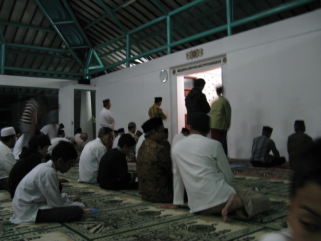 Isya Prayer then Tarawih | Flickr - Photo Sharing!