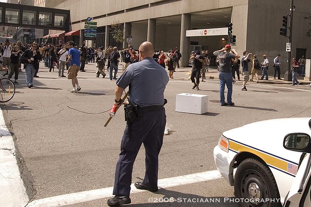 Police advance on the student protestors / Black Bloc | Flickr - Photo ...