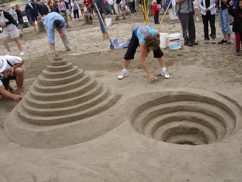 Capitola Sandcastle Contest, Reverse Spiral