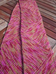 Multi-directional scarf