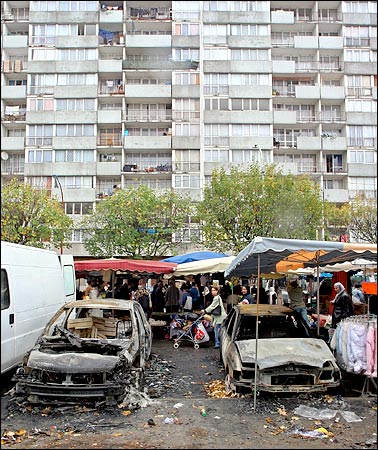 Rioting in Paris suburbs