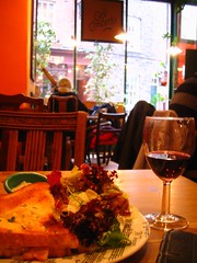 A lunch at Cafe Concerto, 1 Feb. 2006