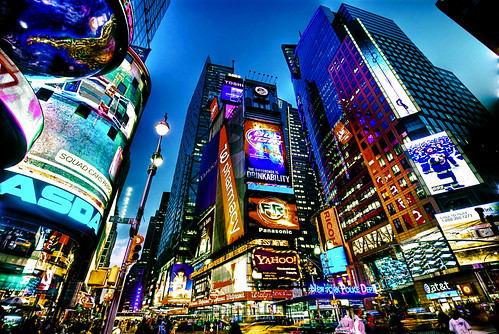 Why Twitter is Like Times Square, and Why Nike Are Best on | danoshinsky.com