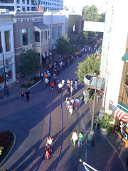 The line at the Apple store 1 week after the iPhone release