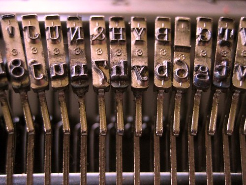 Sears Electric Typewriter: Detail