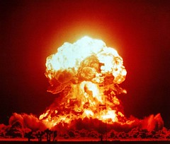 705px-Nuclear_fireball