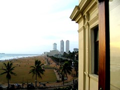 Click for the Galle Face photo set