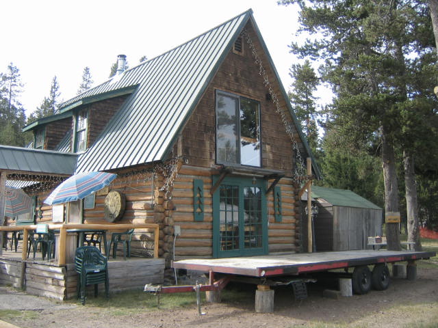The Bar at Paulina Lake