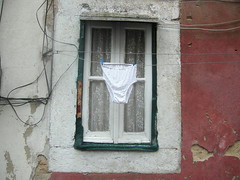 lisboa: panties in window