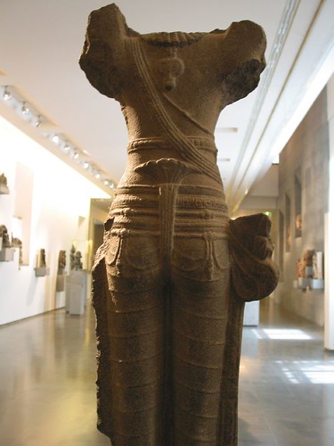 印度雕像背面