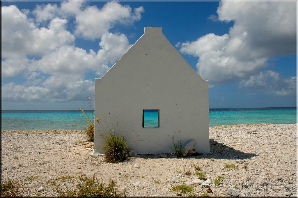 white slave hut, Bonaire