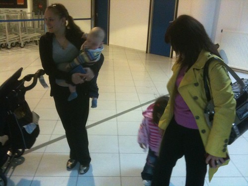 Moldovan family when entering the country (Airport)