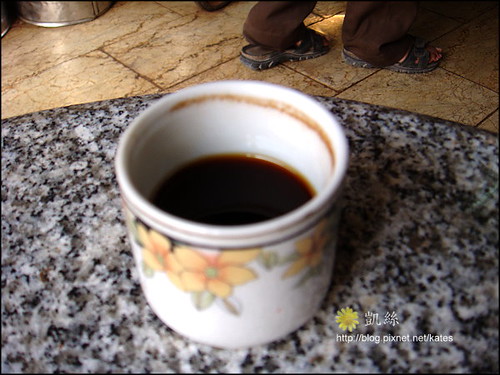 胡加達喝咖啡