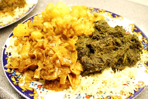 This'n'That, Manchester - Spinach and lamb curry, cabbage, potato and rice