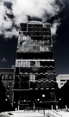 University of Toronto - Reflective Building