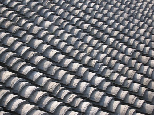 xitang China 20060326 roof tiles