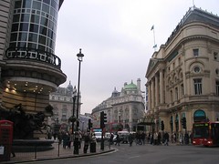 5 piccadilly circus