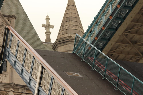 Tower Bridge - Opens