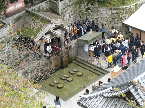 Kyoto - Hram u brdu - pijenje vode