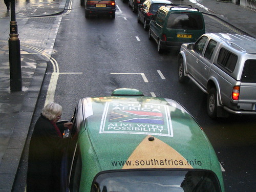 ipub carte publicitaire de Ge et Jean ju Europe 2006 london cab