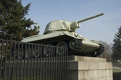 Panzer beim Sowjetischen Ehrenmal