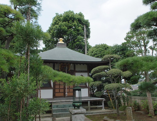 Yakuo-Ji Temple