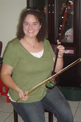 Learning to Play the ErHu