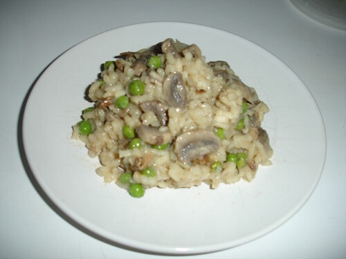 Mushroom risotto with peas