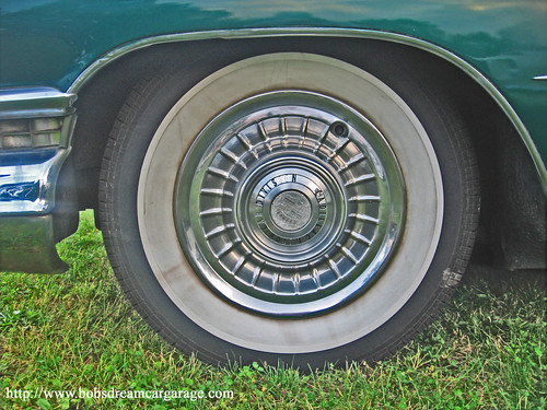 1959 Cadillac wheel