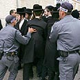 Israel Orthodox jews blocking votes 03/28/06