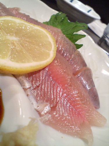raw fish 