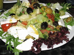 Ayoush special oriental salad (oriental mix of tomatoes, lettuce, artichoke, asparagus